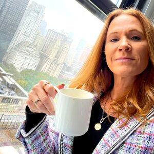 Meet your Posher, Leslie